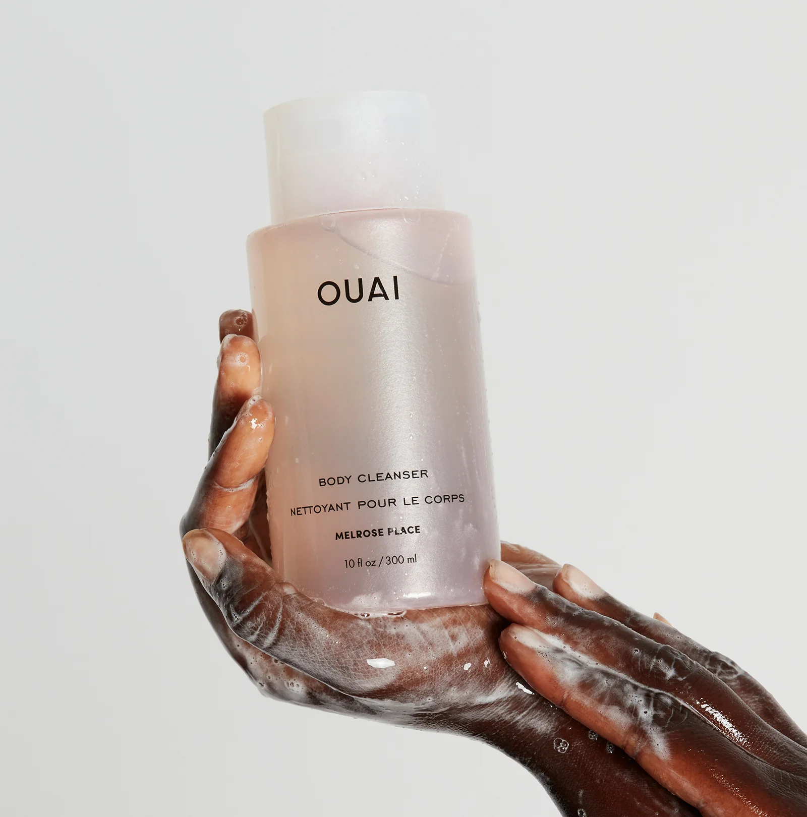 MEET ME ON MELROSE SET - Image 5